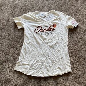 Soft As A Grape Baltimore Orioles V Neck Graphic Tee SIZE XL MLB Baseball White